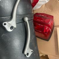 Sella fanale leve vespa 50/ primavera et3