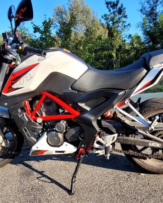 MOTO NAKED BENELLI BN 251 IN PERFETTO STATO
