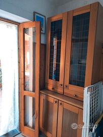 Credenza in legno per cucina