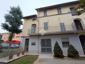 3 LOCALI A LENTATE SUL SEVESO