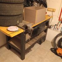 BANCONE DA LAVORO CON MORSA