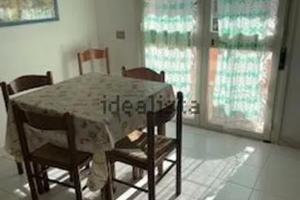 Pula Appartamento Arredato 700e mensili