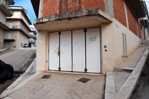Magazzino garage Via Livorno