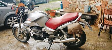 moto Guzzi breva 750 