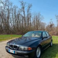  BMW e39 528i