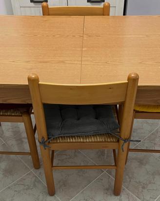 Tavolo e 6 sedie Scavolini