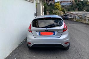 FORD FIESTA GPL/BENZINA 2010