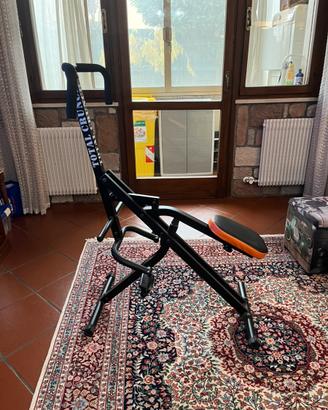 Total Crunch(attrezzo ginnico da casa )