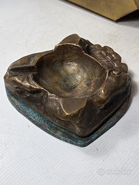 scultura bronzo posacenere svuotatasche fine 800