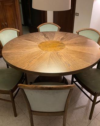 Tavolo rotondo e 6 sedie - legno