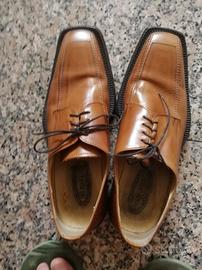 scarpe uomo in cuoio taglia 43