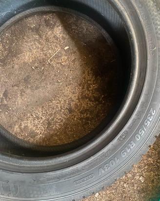 GOMME KHUMO INVERNALI 235/50/19