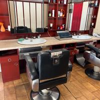 Arredamento completo da parrucchiere uomo