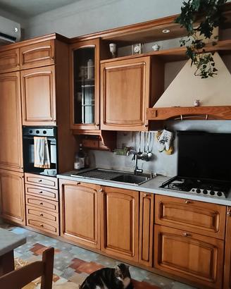 Cucina angolare in rovere