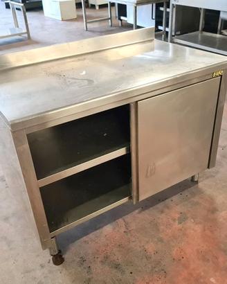 tavolo armadiato con anta scorrevole usato