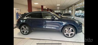 Suv Macan Porsche