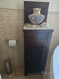 comodini stile liberty