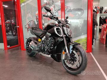 DUCATI Diavel V4 BLACK