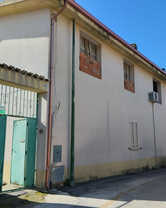 Casa indipendente su due livelli