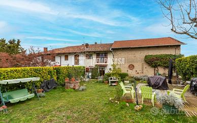 TERRATETTO UNIFAMILIARE CON GIARDINO