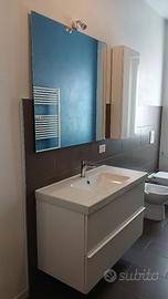 mobile bagno + pensile + specchio e LED