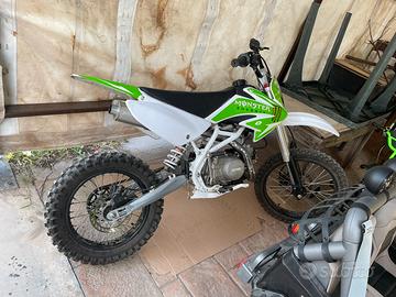 Pit bike 125