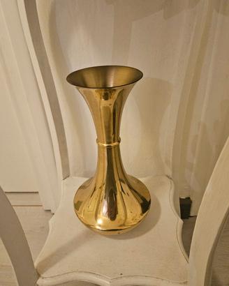 vaso  in ottone