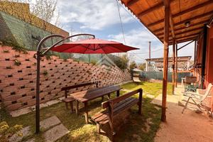 Casa Singola con Corte