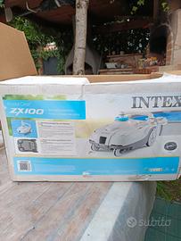 Robot pulitore per piscina