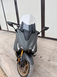 Yamaha t max 560 tech-max
