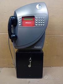 Telefono pubblico no gettoni schede cabina dismess