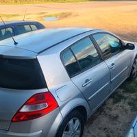 pezzi carrozzeria Megane seconda serie