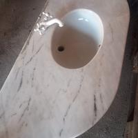 mobile bagno sospeso