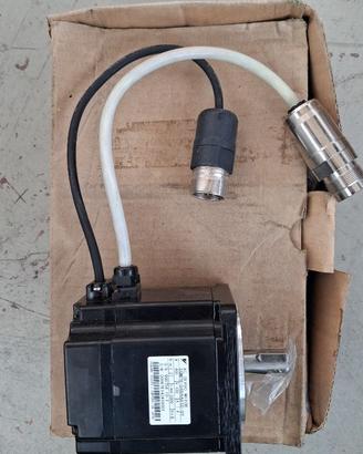 SERVOMOTORE YASKAWA NUOVO SGMPH-04DAA61D-OY