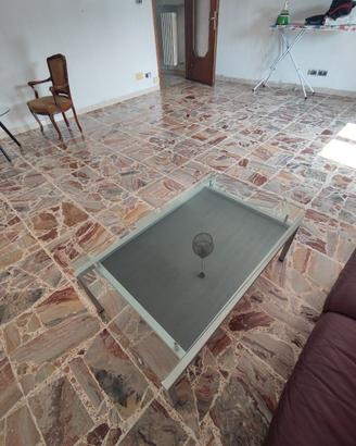 Tavolo da soggiorno