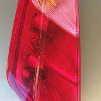 Fanale posteriore sinistro fiat punto