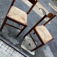 Tavolo e due seggiole 