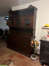 Mobili sardi artigianali in legno massiccio