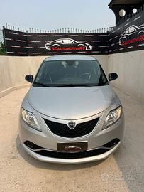 Lancia Ypsilon 1.3 MJT 16V 95 CV 5 porte S&S PLATI