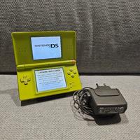 Nintendo DS Lite con Caricatore