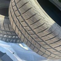 Pneumatici invernali 215\60 R17