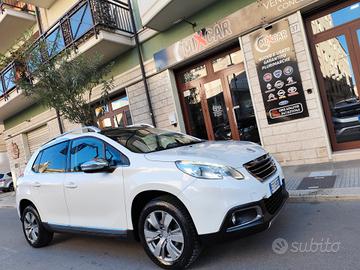 Peugeot 2008 1.2 BENZINA 82CV ALLURE TETTO