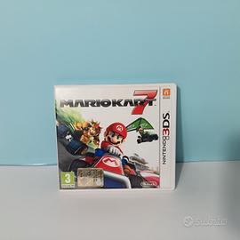 Mario kart 7 3ds ITA con pin da grattare