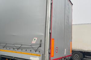 Semirimorchio Schmitz 