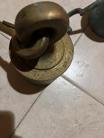 Pesi di ottone