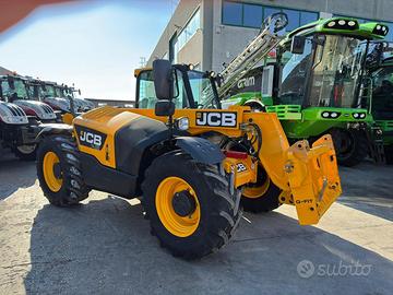 SOLLEVATORE TELESCOPICO JCB 526-56 AGRI