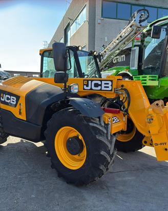 SOLLEVATORE TELESCOPICO JCB 526-56 AGRI