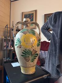 Anfora in ceramica di Caltagirone