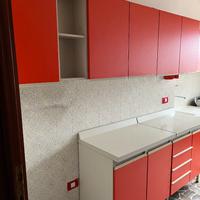 Cucina vintage Salvarani rossa e bianca completa