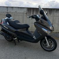 Piaggio XEvo 400